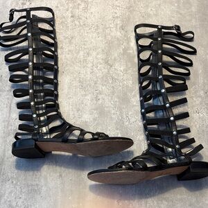 Stuart Weitzman Black Gladiator Knee-High Sandals size 6 like new
